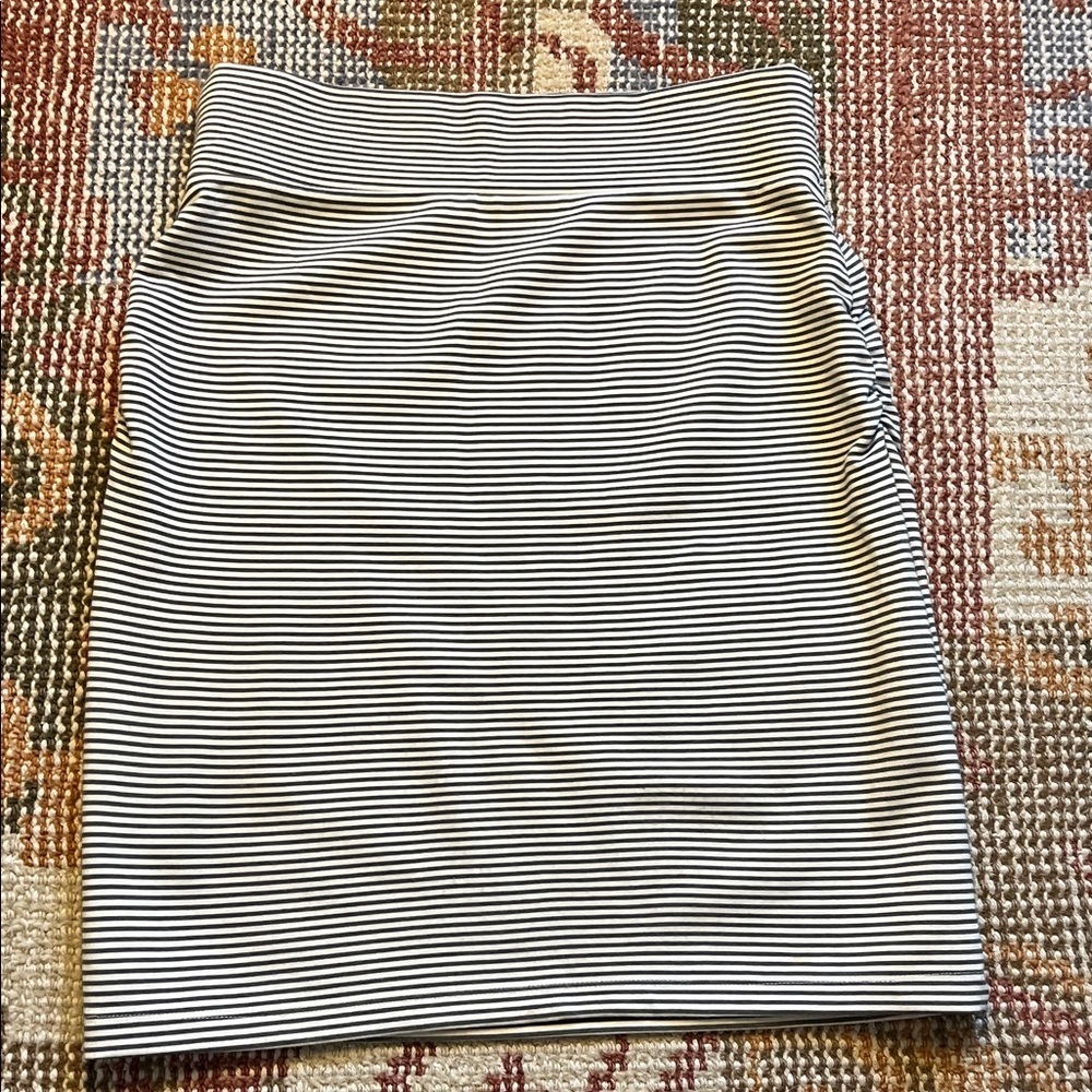 Carve Design Elastic Waist Green and white Striped Skirt Size XS - Picture 7 of 7